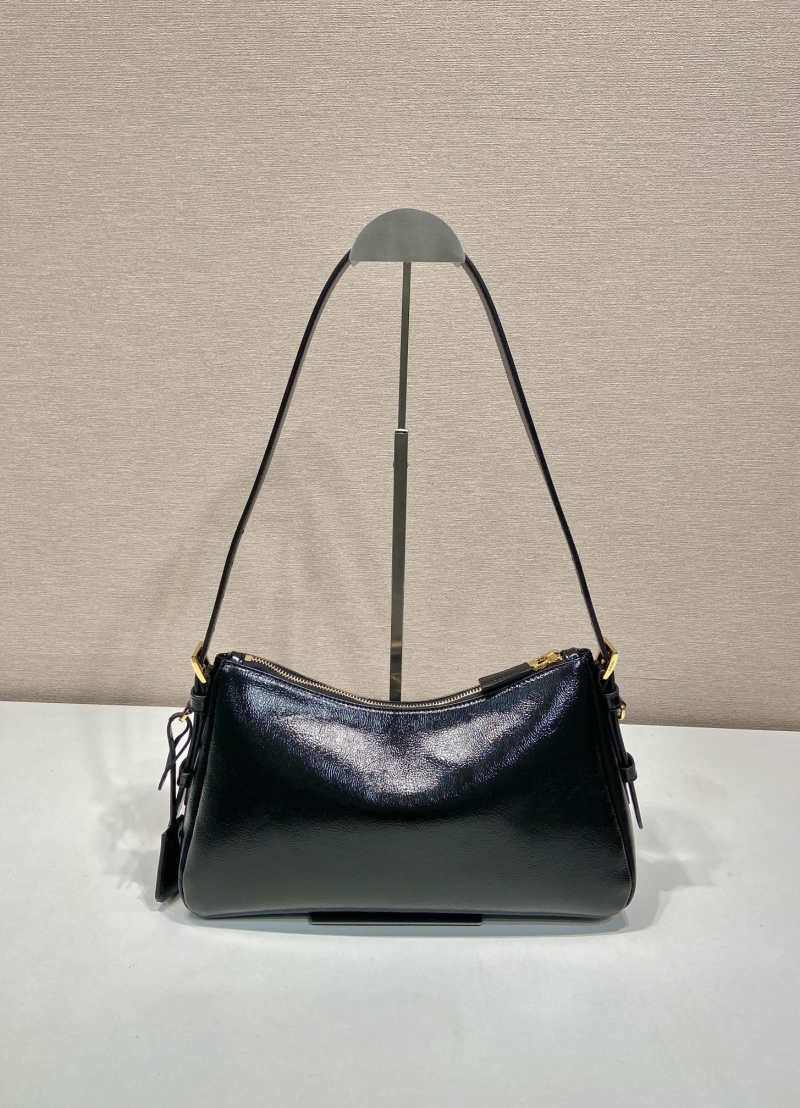 Pra*a hobo bags